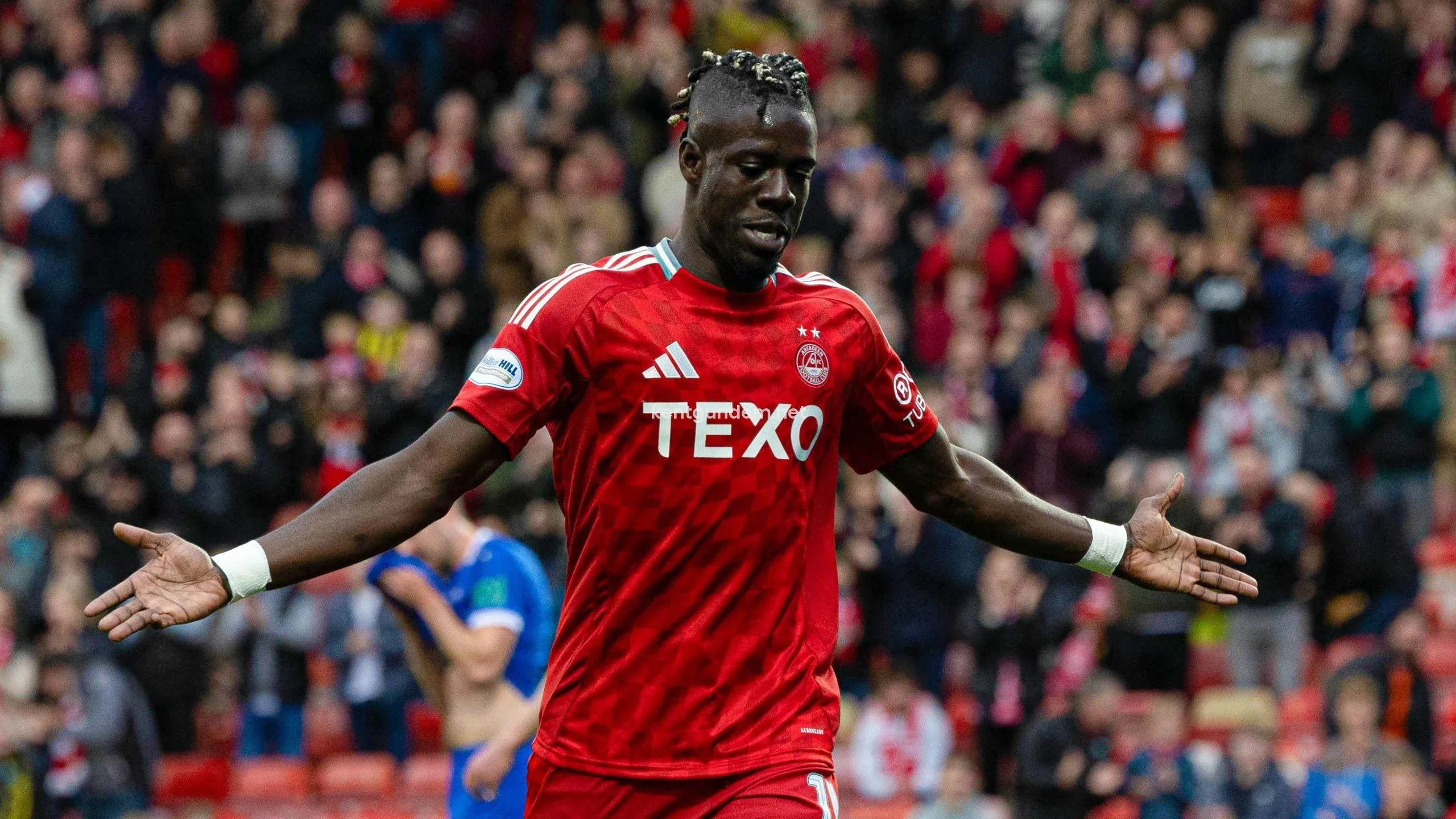 Sarı-kırmızılıların Villarreal forması giyen Pape Gueye’yi gündemine aldığı, İspanyol kulübünün
