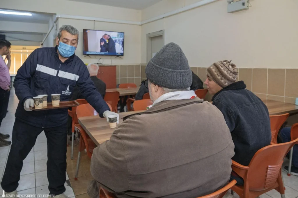İzmir'de Soğuk günlerde sıcak bir yuva 1 sıcak bir yuva izmir2