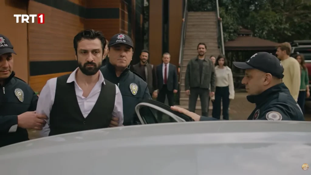 Şerif Fırtuna Taşacak Bu Deniz dizisinden ayrılıyor mu? 1 şerif taşacak bu deniz ayrıldı mı